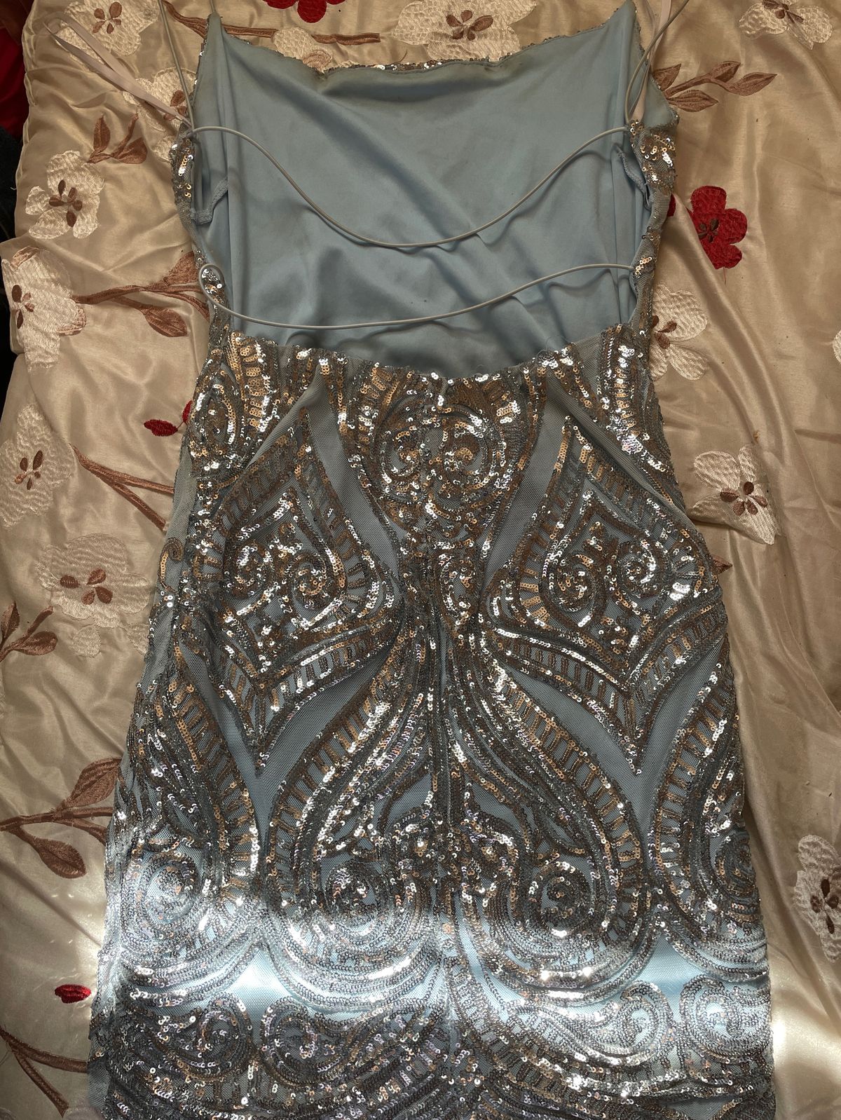 Windsor Size L Prom Blue Cocktail Dress on Queenly