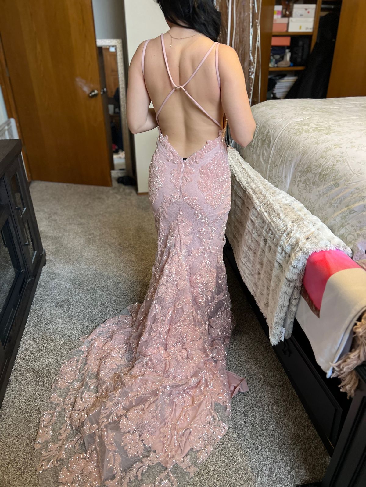 Tarik Ediz Size 6 Prom Plunge Pink Mermaid Dress on Queenly