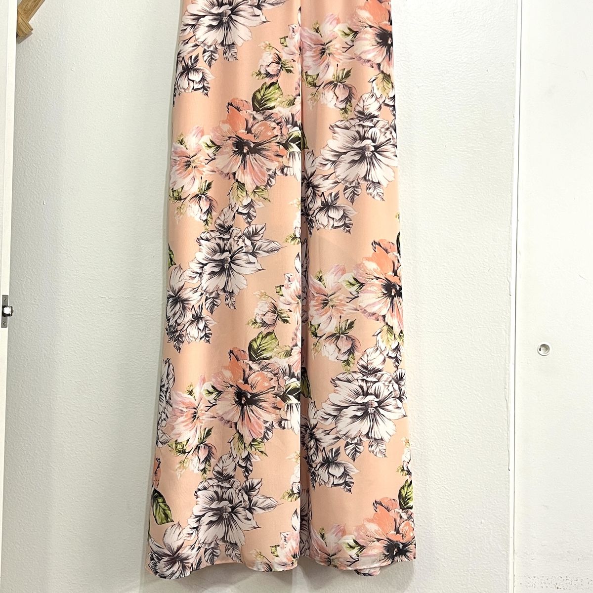 Eliza J Size 14 Cap Sleeve Floral Nude Floor Length Maxi on Queenly