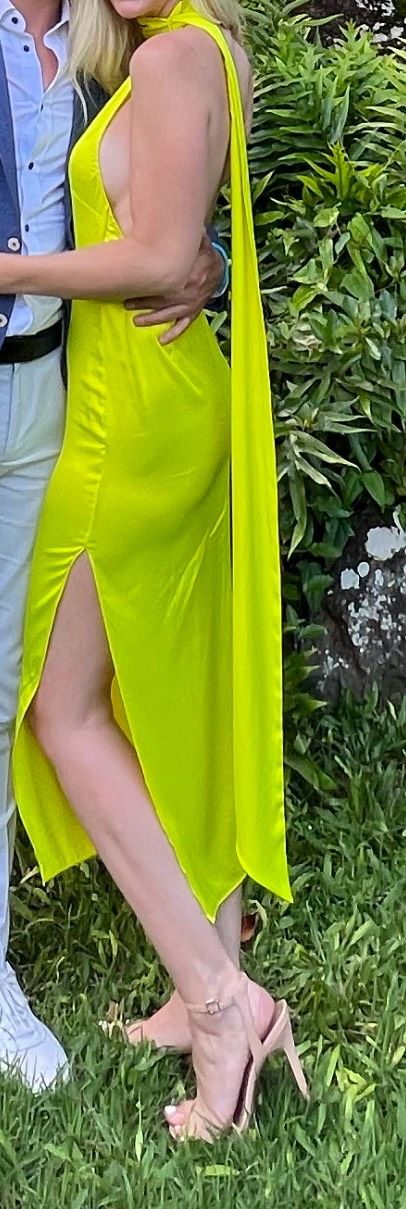 Style Marissa Silk SER.O.YA Size M Prom High Neck Satin Green Cocktail Dress on Queenly