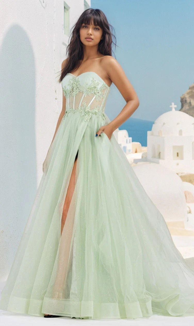 Amelia Couture Size 2 Prom Strapless Lace Light Green Ball Gown on Queenly