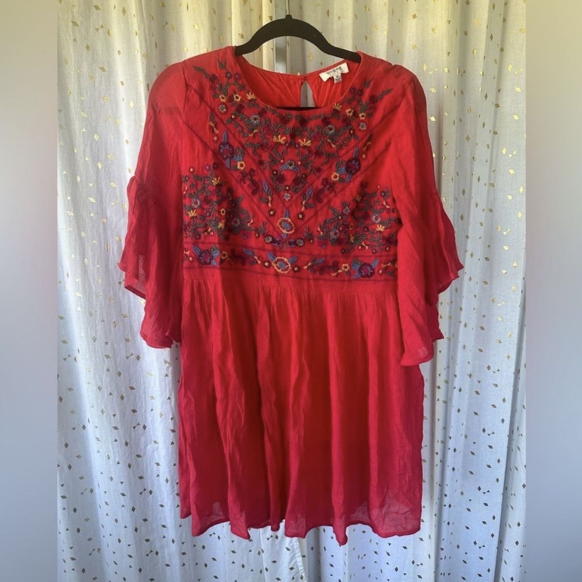 Umgee Size M Wedding Guest Long Sleeve Red Cocktail Dress on Queenly