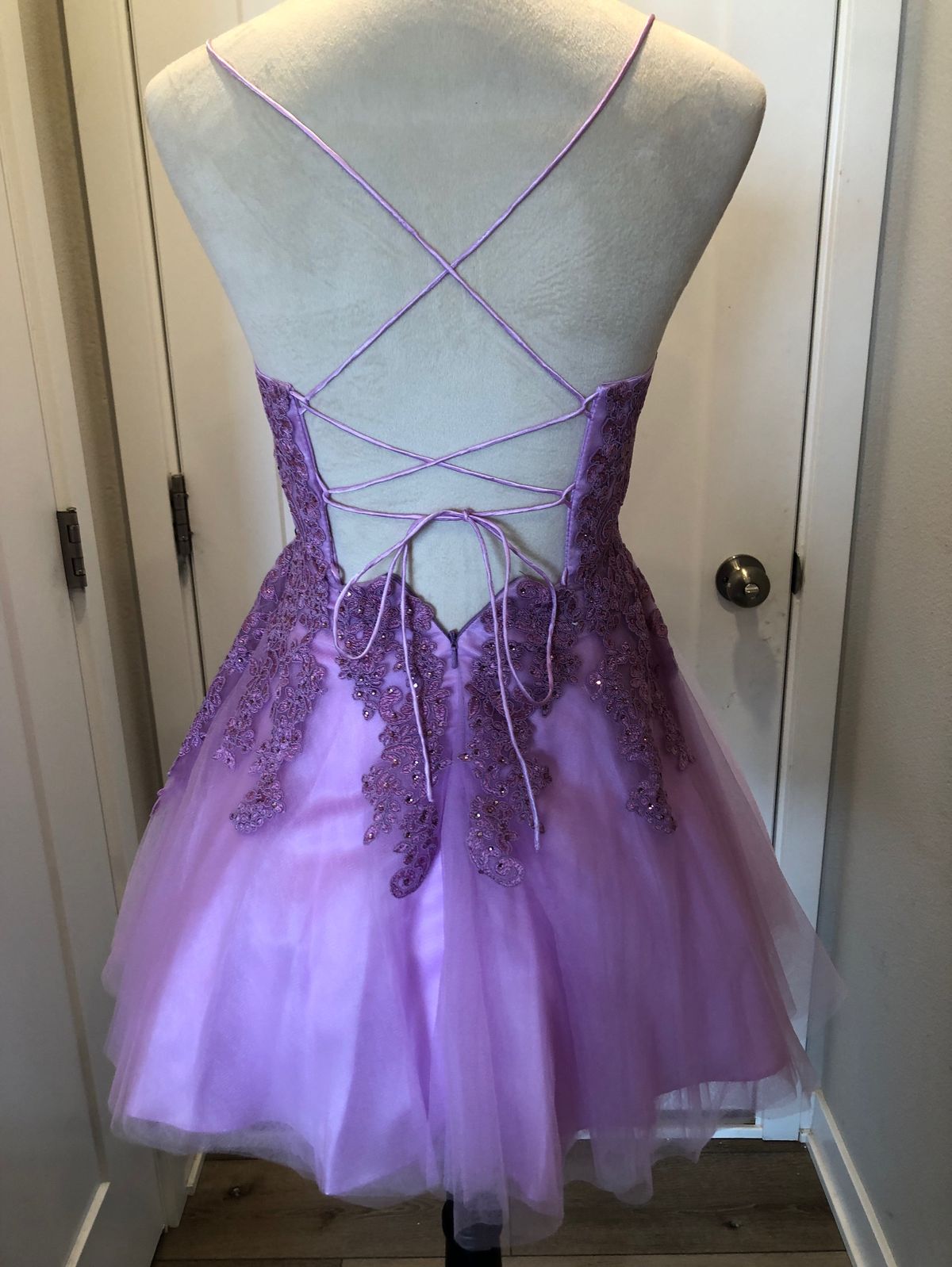 Nox Anabel Size 2 Prom Plunge Lace Light Purple Cocktail Dress on Queenly