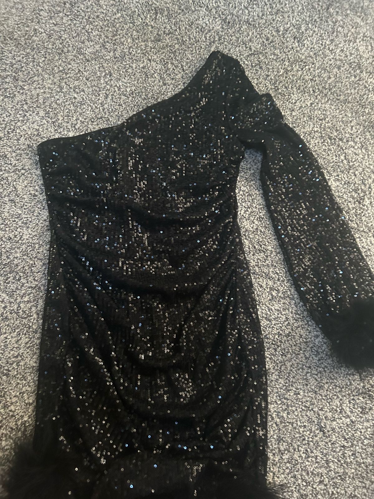 Windsor Size M Homecoming Long Sleeve Black Cocktail Dress on Queenly