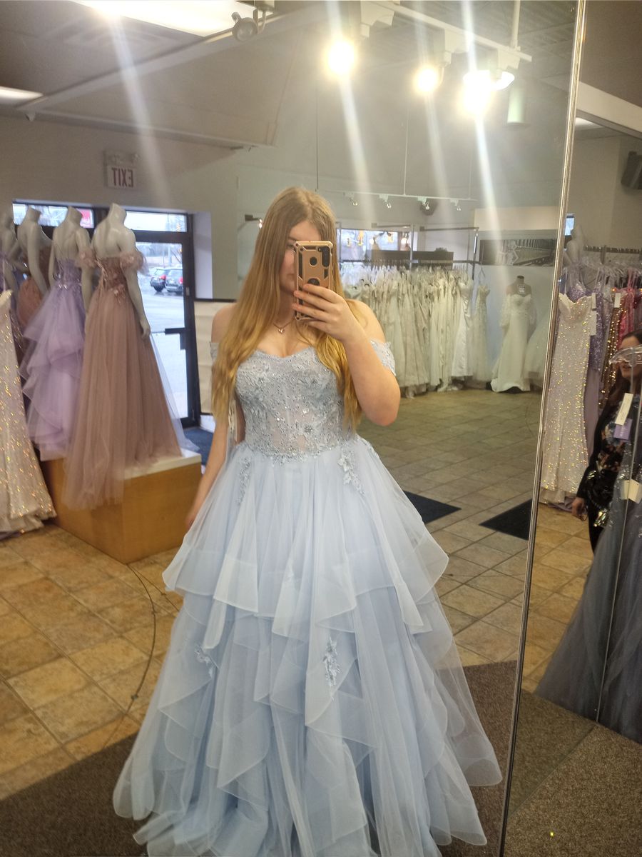 Size 12 Prom Lace Light Blue Ball Gown on Queenly
