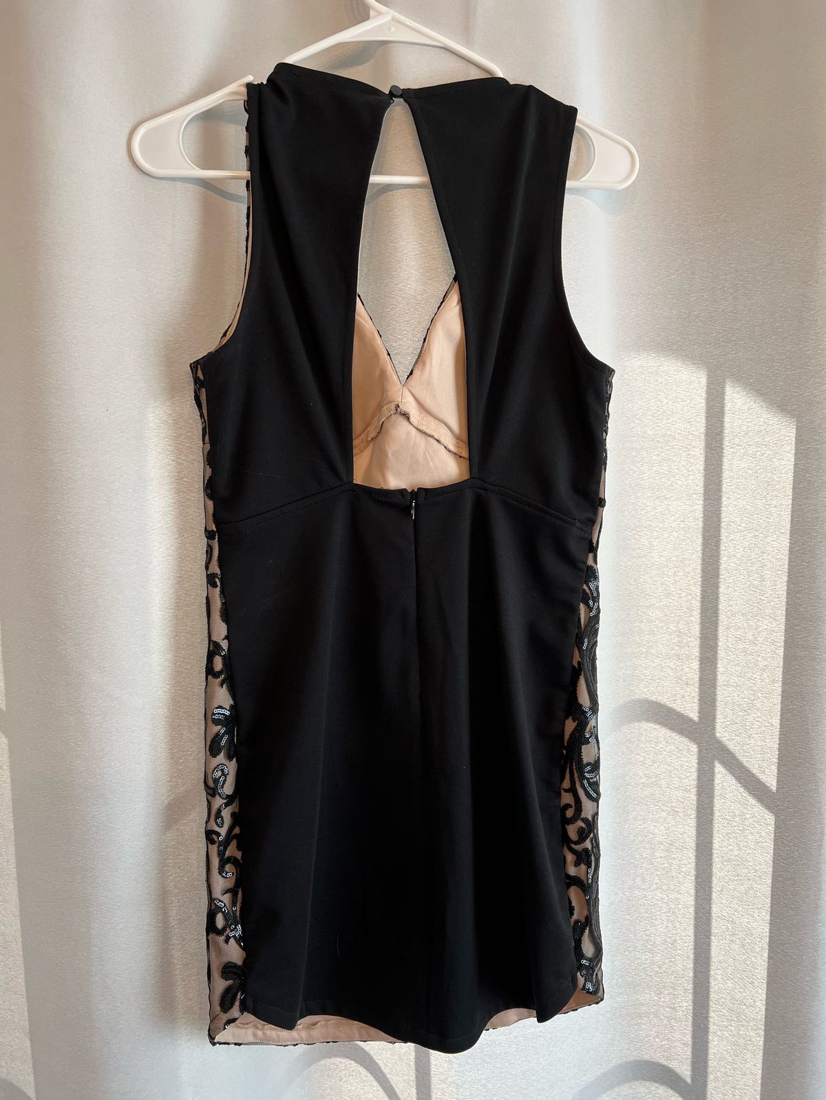 Size L Prom Halter Black Cocktail Dress on Queenly
