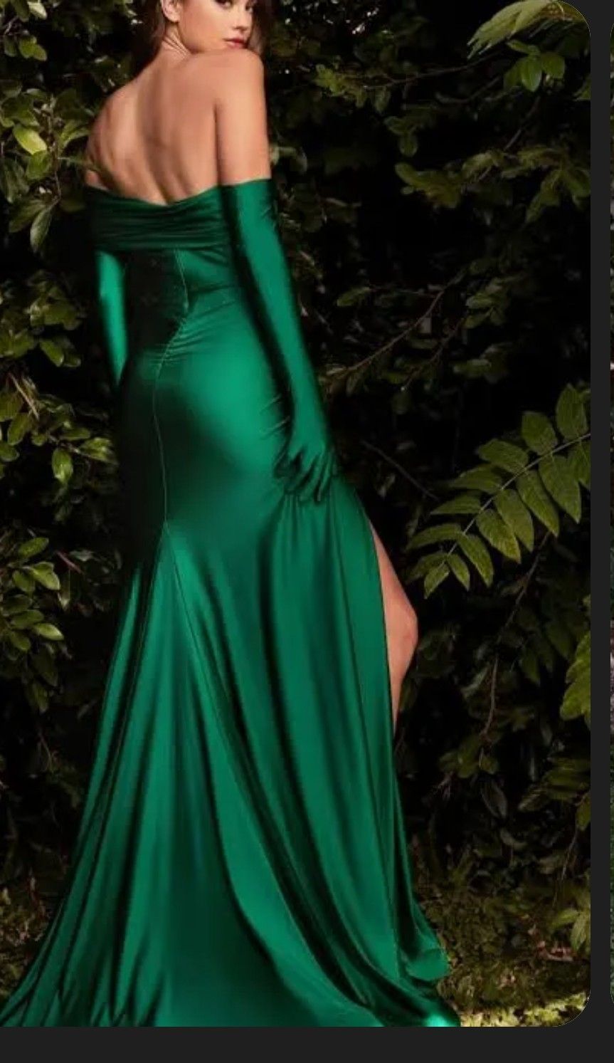 Cinderella Divine Size 2 Prom Green Side Slit Dress on Queenly