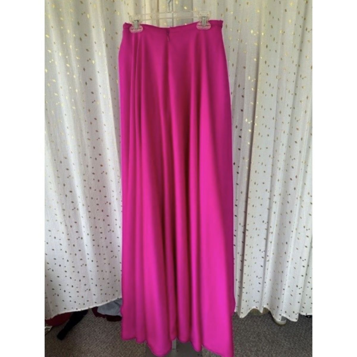 La Femme Size 4 Plunge Pink Dress With Train on Queenly