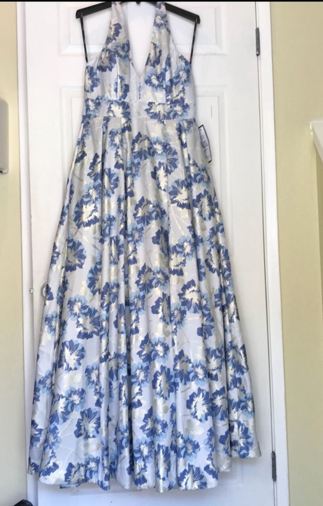 Speechless Size 10 Halter Blue Ball Gown on Queenly
