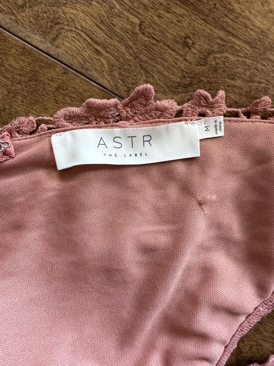 ASTR the Label Size 6 Lace Pink Cocktail Dress on Queenly