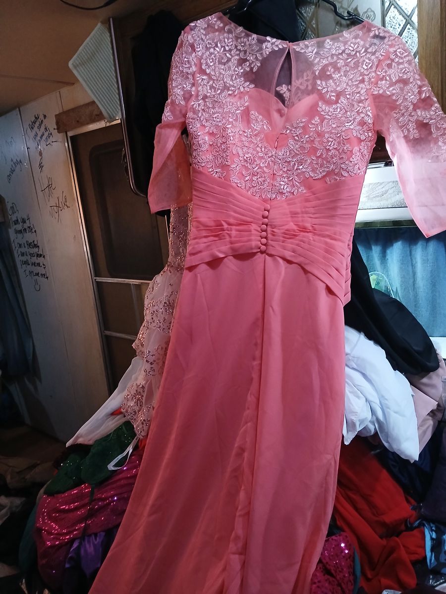 1 Size 8 Pink Floor Length Maxi on Queenly