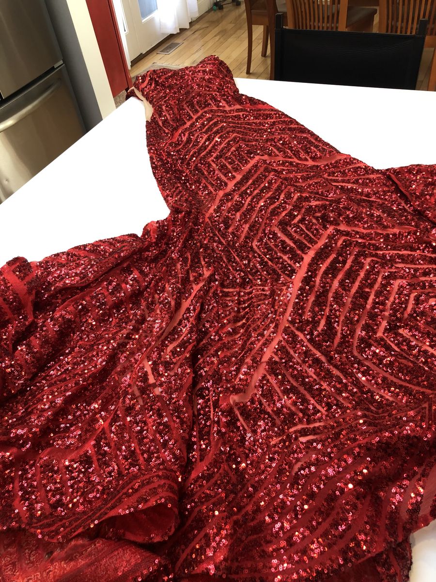 Size 2 Prom One Shoulder Red Mermaid Dress on Queenly
