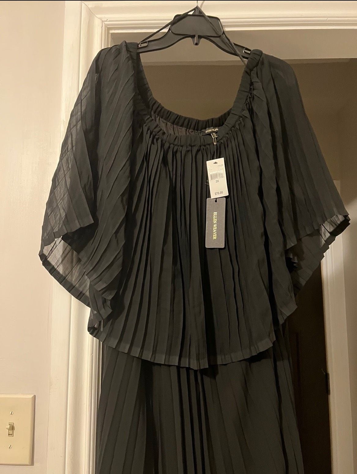 Ellen Weaver Size 3X Off The Shoulder Black A-line Dress on Queenly