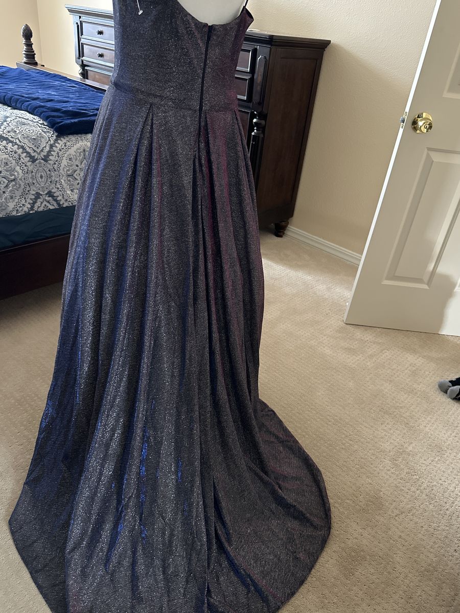 Betsy and Adam Size 10 Plunge Purple Ball Gown on Queenly