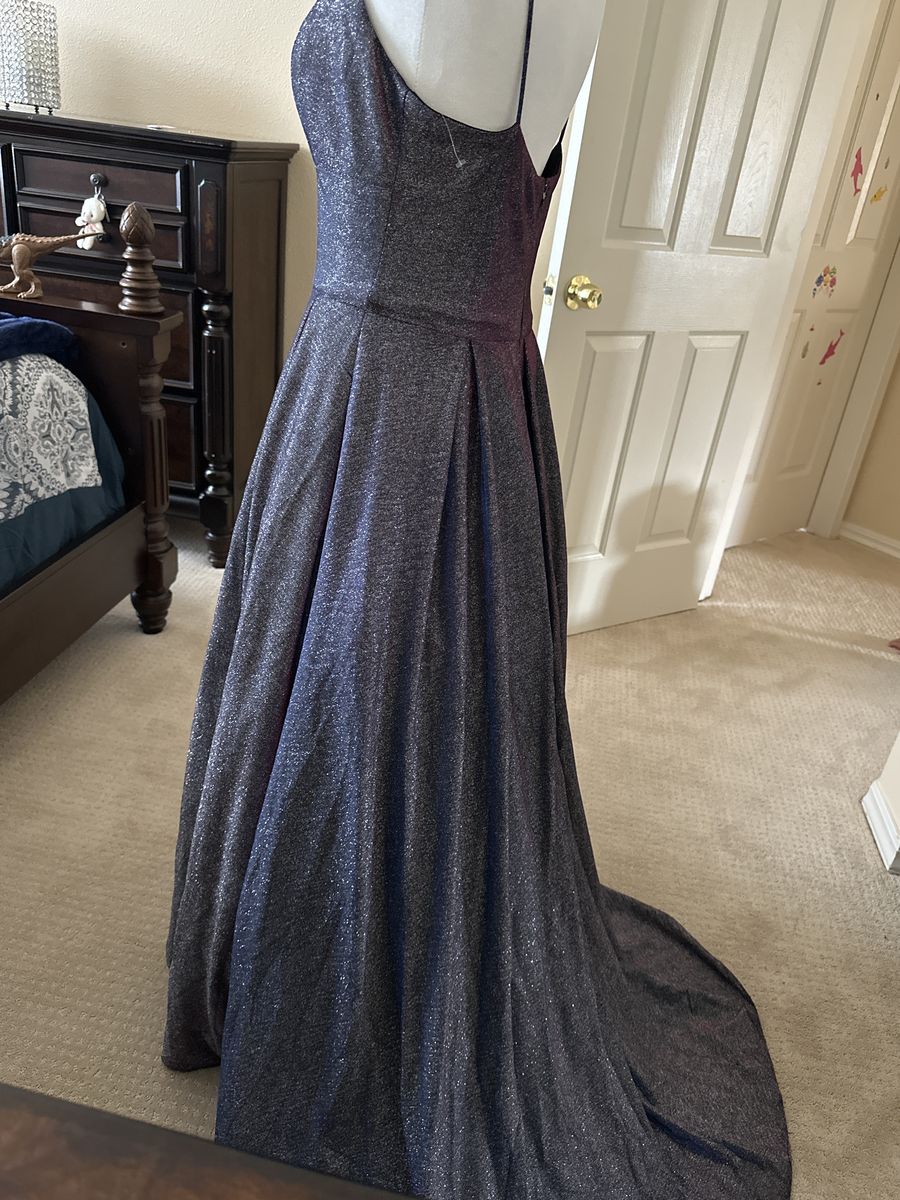 Betsy and Adam Size 10 Plunge Purple Ball Gown on Queenly