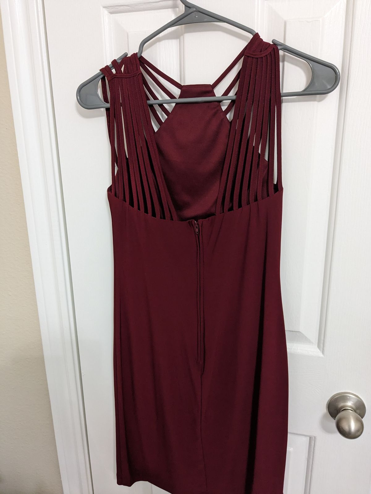 Size 6 Red Cocktail Dress on Queenly