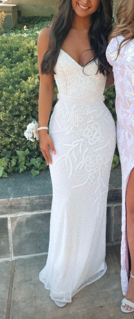 Primavera Size 0 Prom Plunge White Mermaid Dress on Queenly