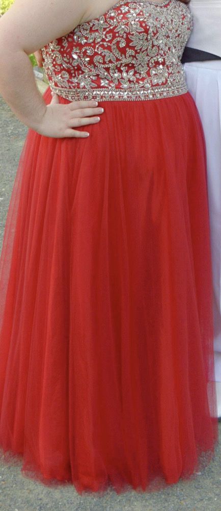 Tease  Plus Size 18 Prom Sequined Red Ball Gown on Queenly