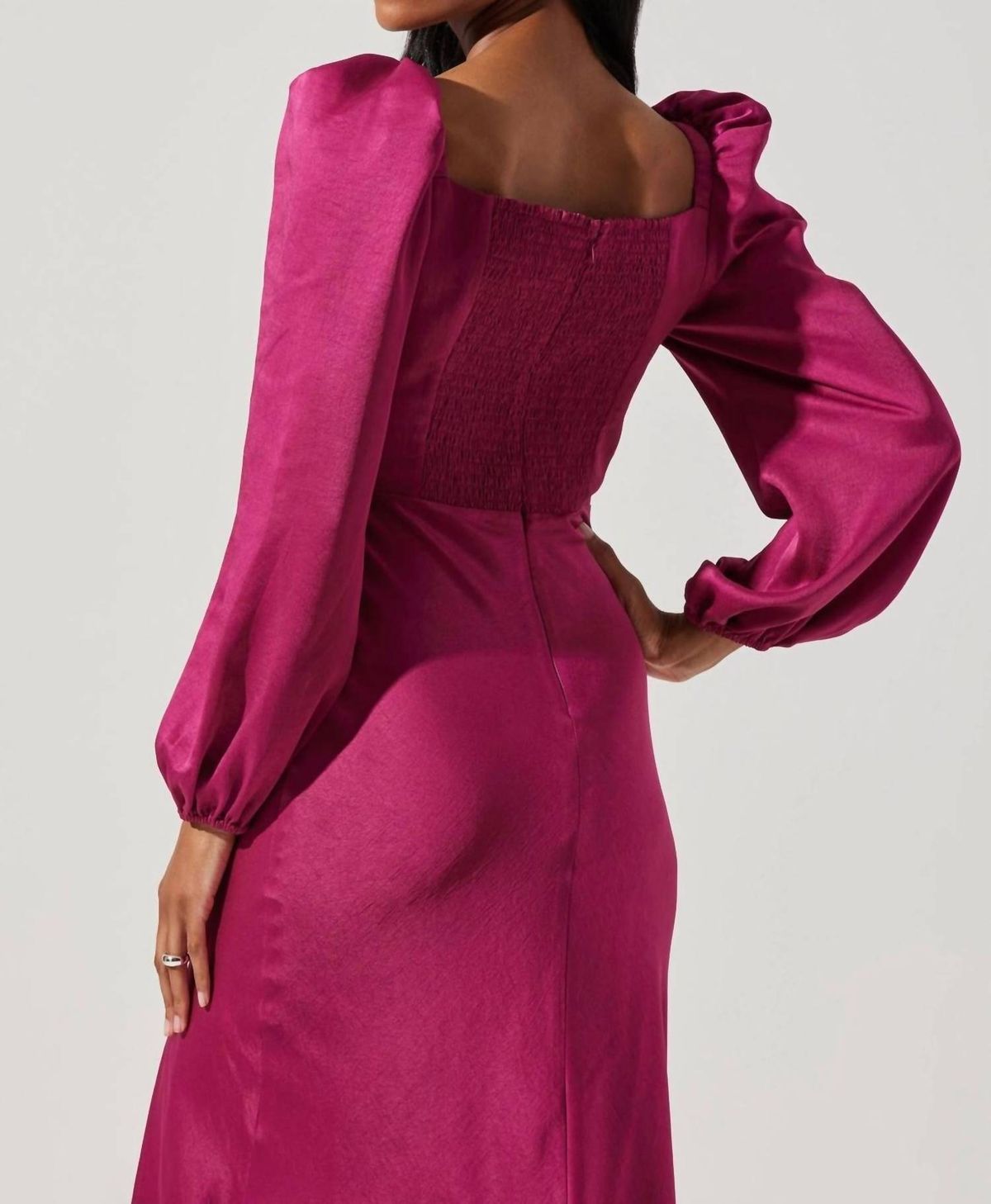 Style 1-2897974905-2901 ASTR Size M Long Sleeve Sheer Hot Pink Cocktail Dress on Queenly