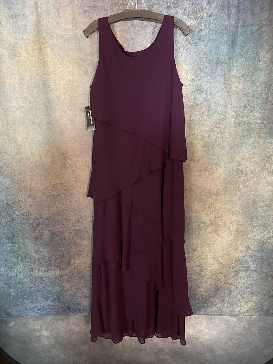 Style 8192001 Jeanne Alexander Plus Size 18 Purple Floor Length Maxi on Queenly