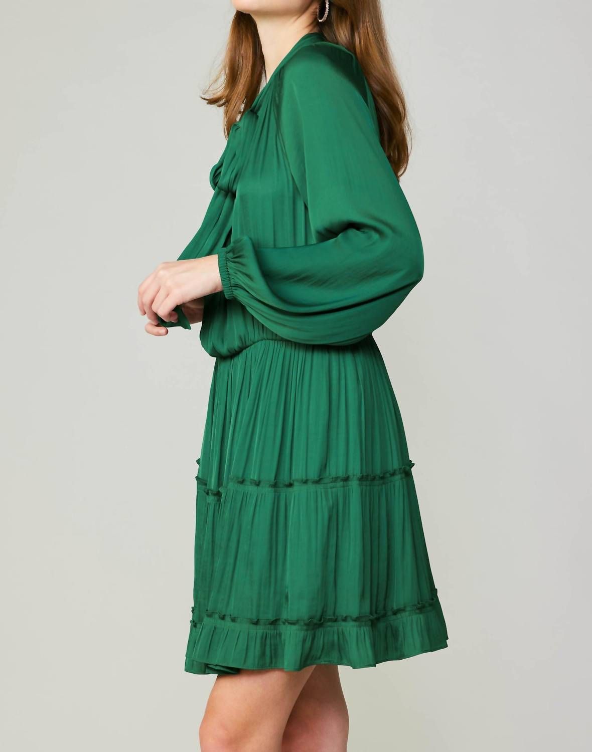 Style 1-1516589466-2901 current air Size M Long Sleeve Emerald Green Cocktail Dress on Queenly