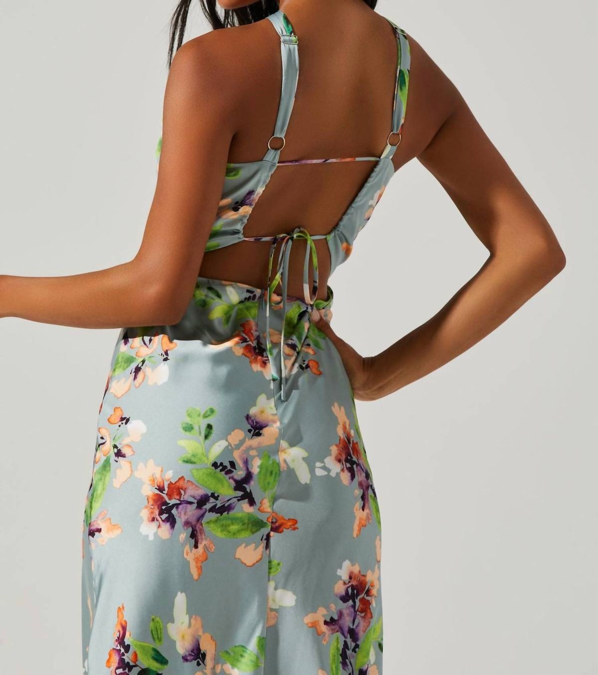Style 1-2163336635-2865 ASTR Size L Halter Floral Green Cocktail Dress on Queenly