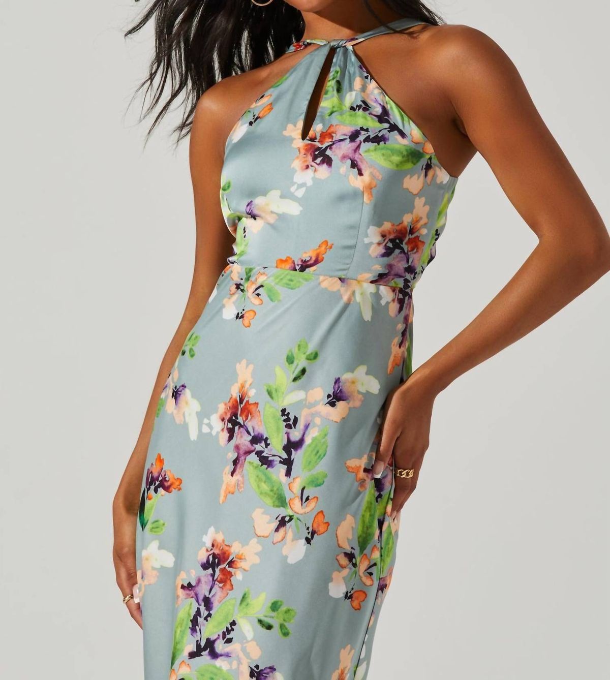 Style 1-2163336635-3000 ASTR Size M Halter Floral Green Cocktail Dress on Queenly