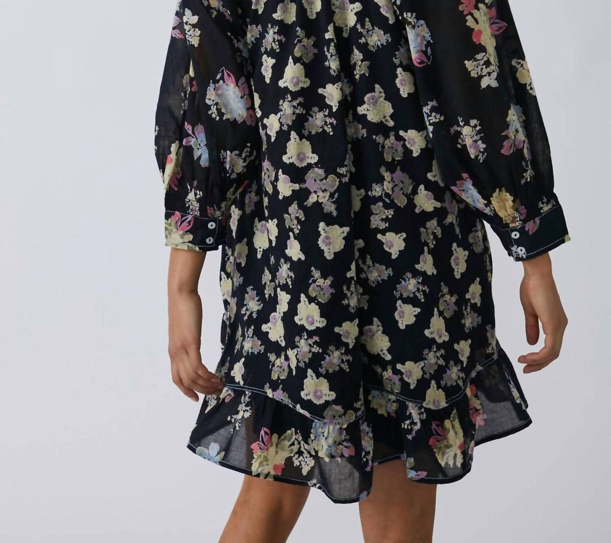 Style 1-3488119827-3014 Free People Size M Floral Black Cocktail Dress on Queenly