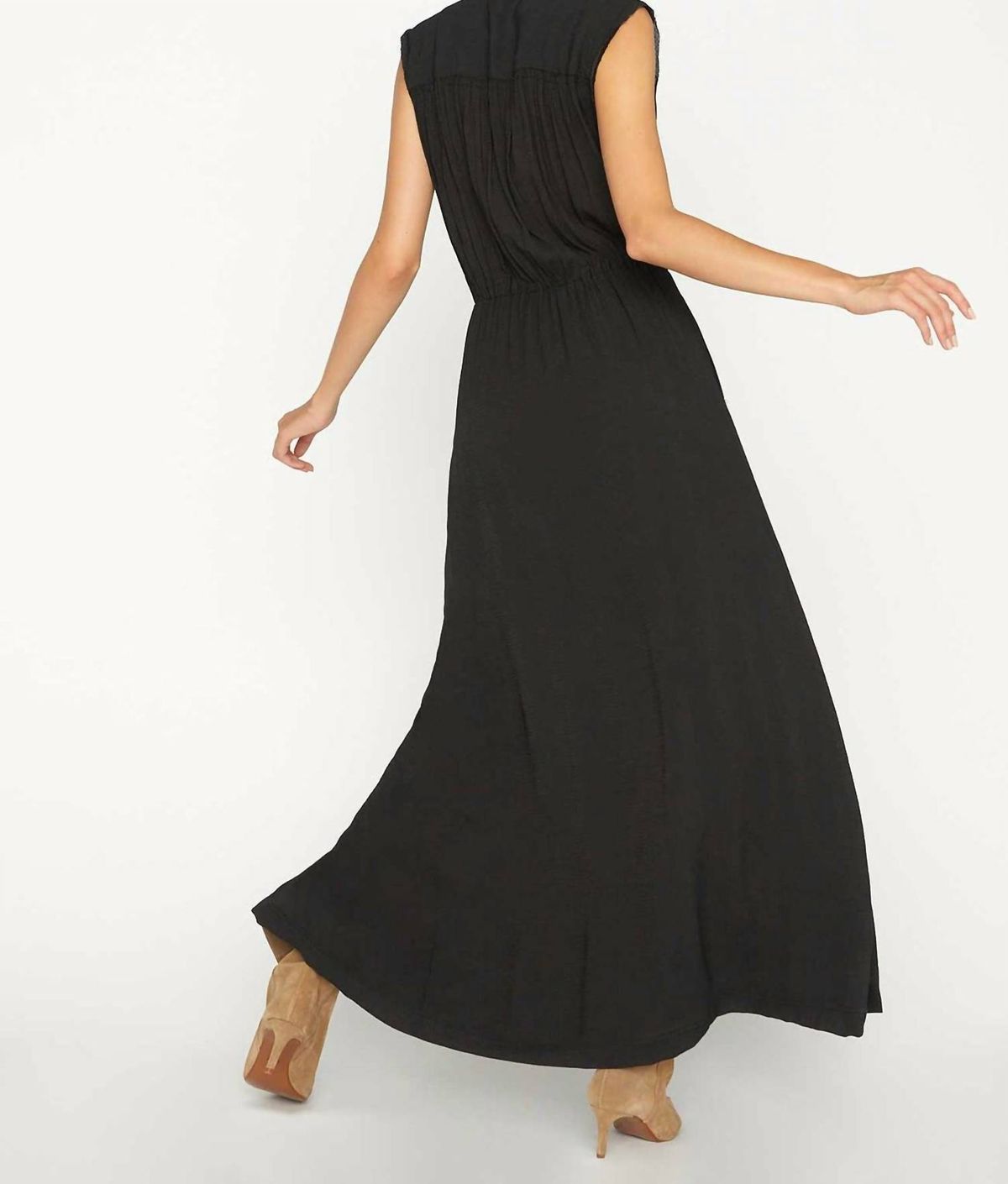 Style 1-477521851-2901 Brochu Walker Size M Black Side Slit Dress on Queenly