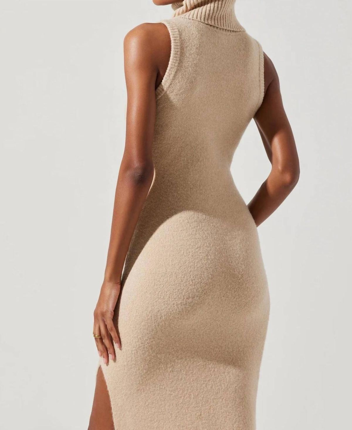 Style 1-1542541209-3471 ASTR Size S High Neck Nude Cocktail Dress on Queenly