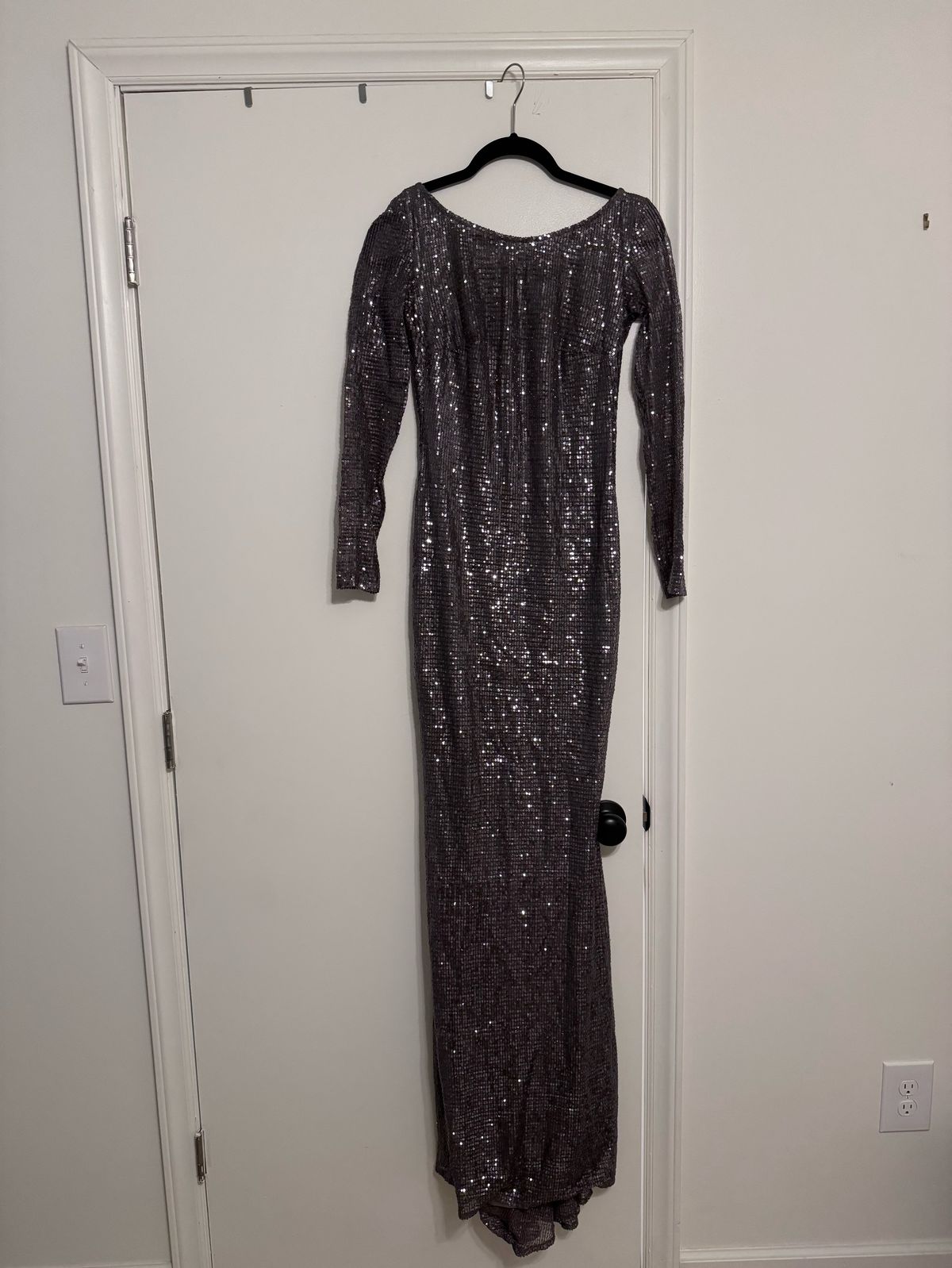 Stephanie prat Size 2 Prom Long Sleeve Silver Floor Length Maxi on Queenly