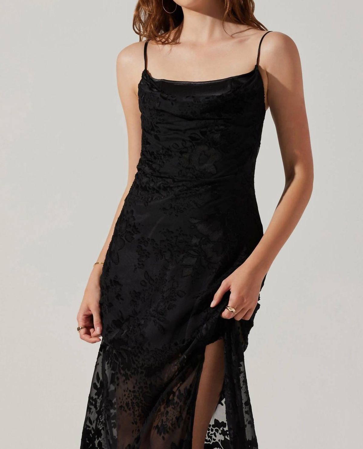 Style 1-2681294817-3011 ASTR Size M Lace Black Cocktail Dress on Queenly