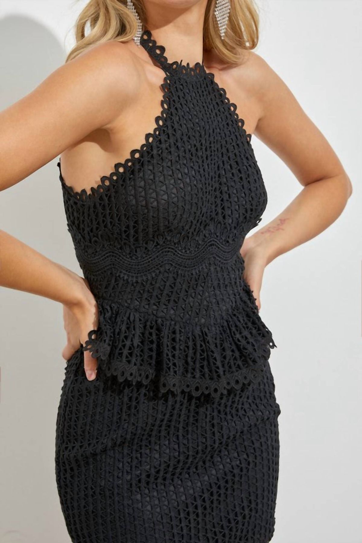 Style 1-2885849008-2901 DO+BE Size M Halter Black Cocktail Dress on Queenly