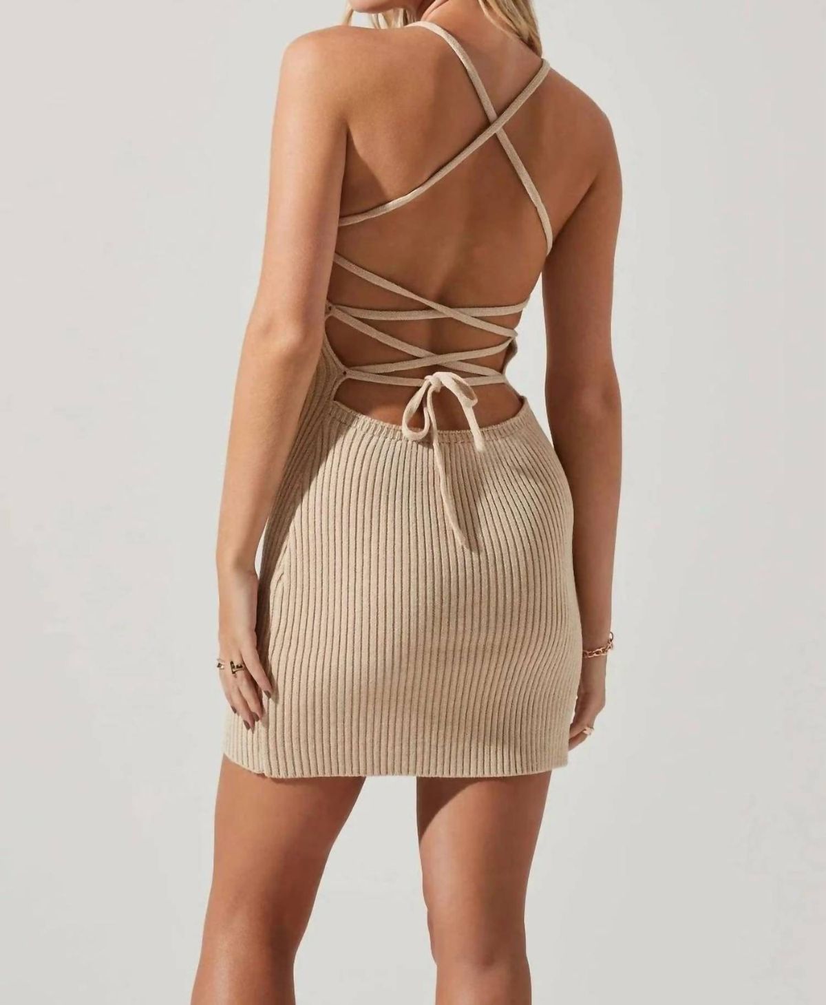 Style 1-3695247015-2791 ASTR Size L Nude Cocktail Dress on Queenly
