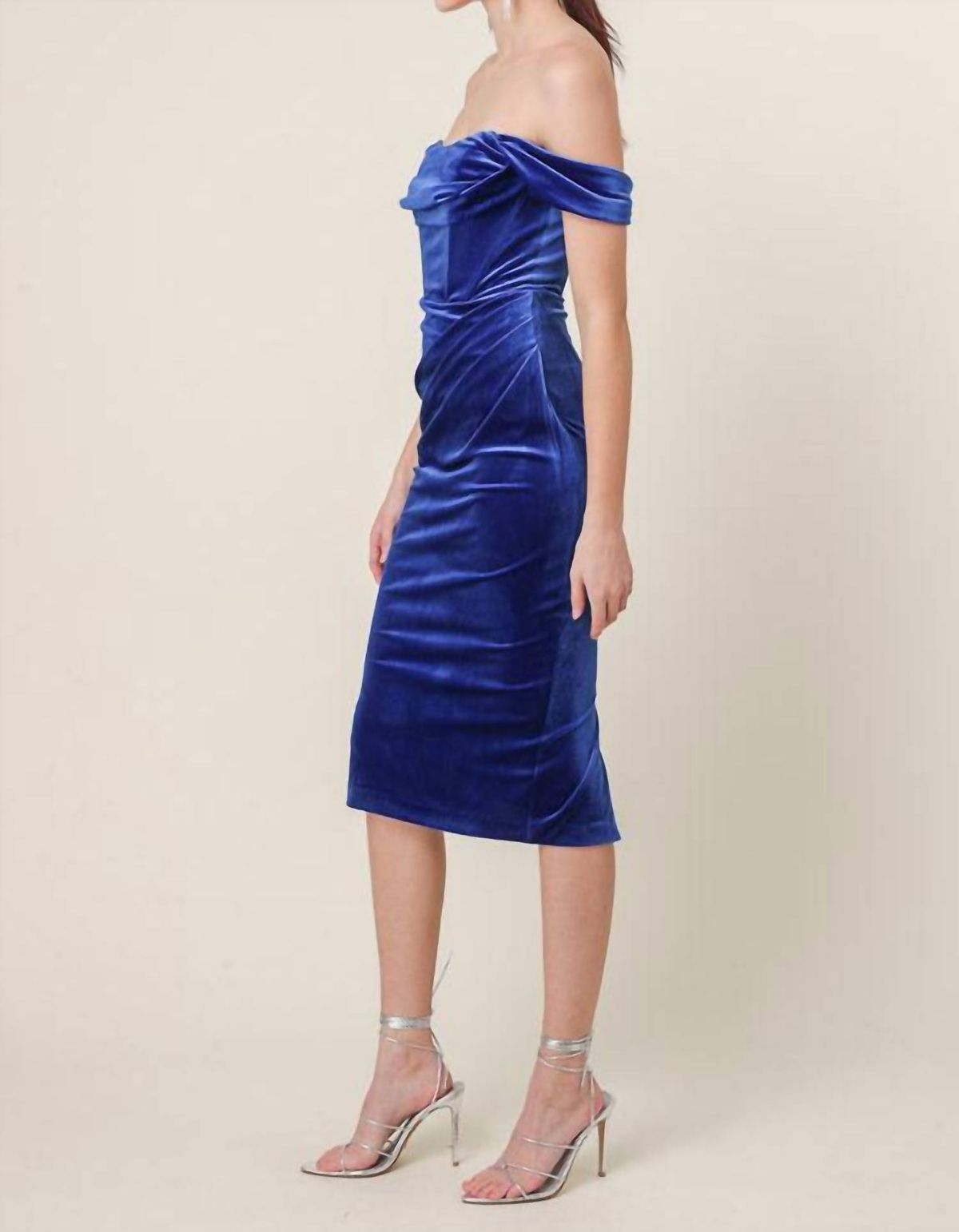 Style 1-3777574115-3011 line and dot Size M Off The Shoulder Velvet Royal Blue Cocktail Dress on Queenly