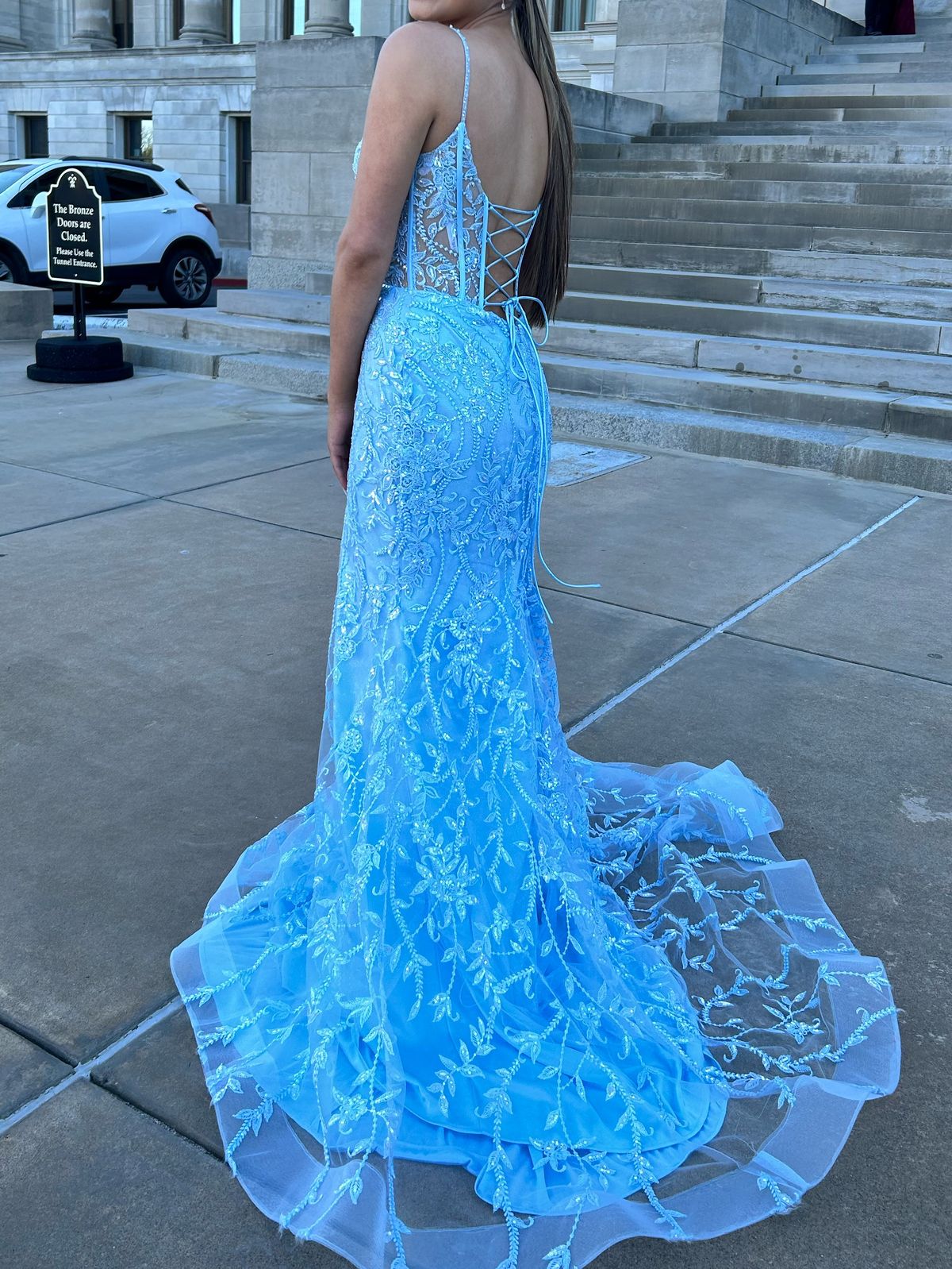 Sherri Hill Size 4 Prom Plunge Blue Mermaid Dress on Queenly