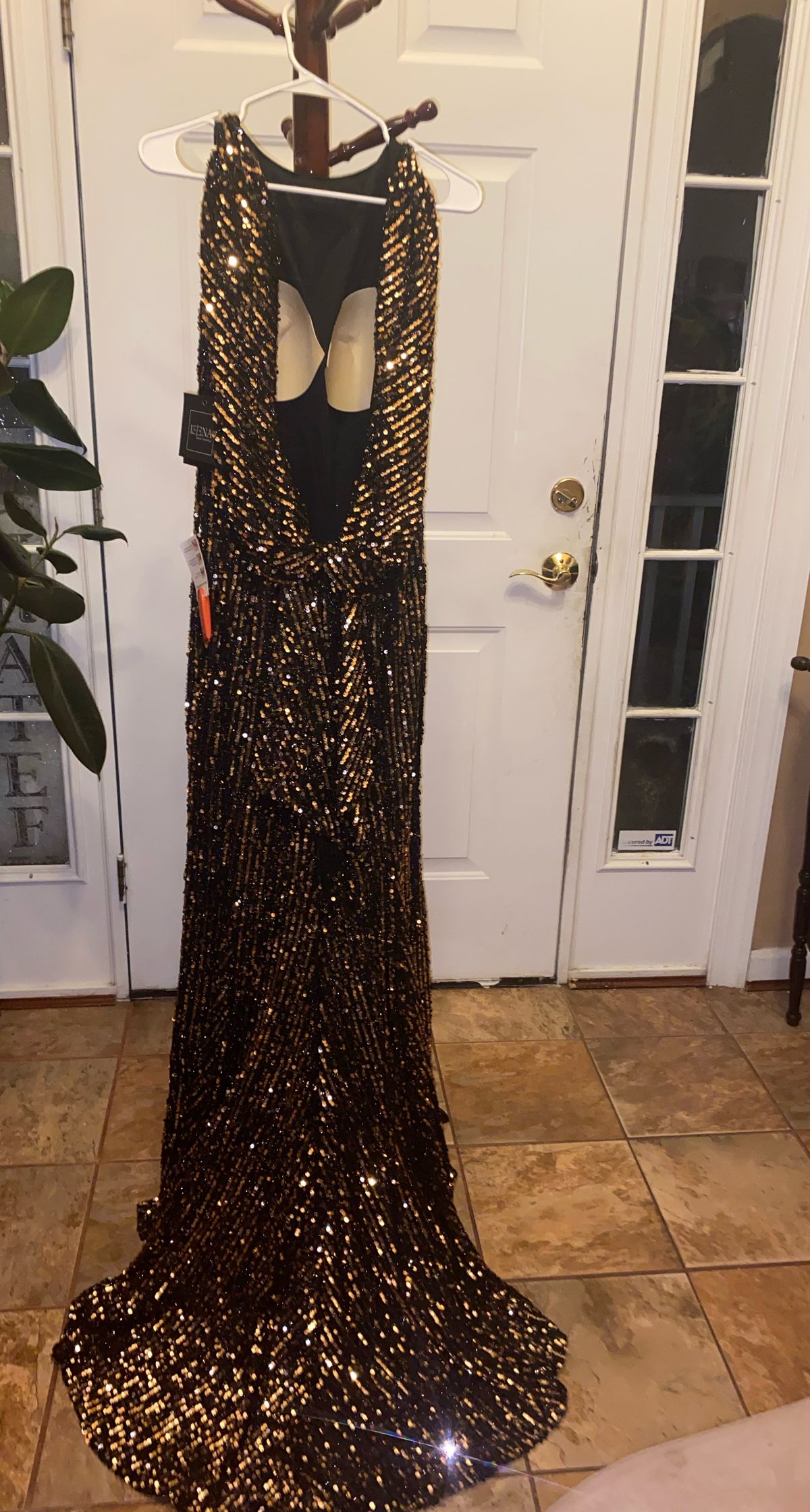 Style 9187761213 Mac Duggal Size 14 Pageant Plunge Gold Mermaid Dress on Queenly