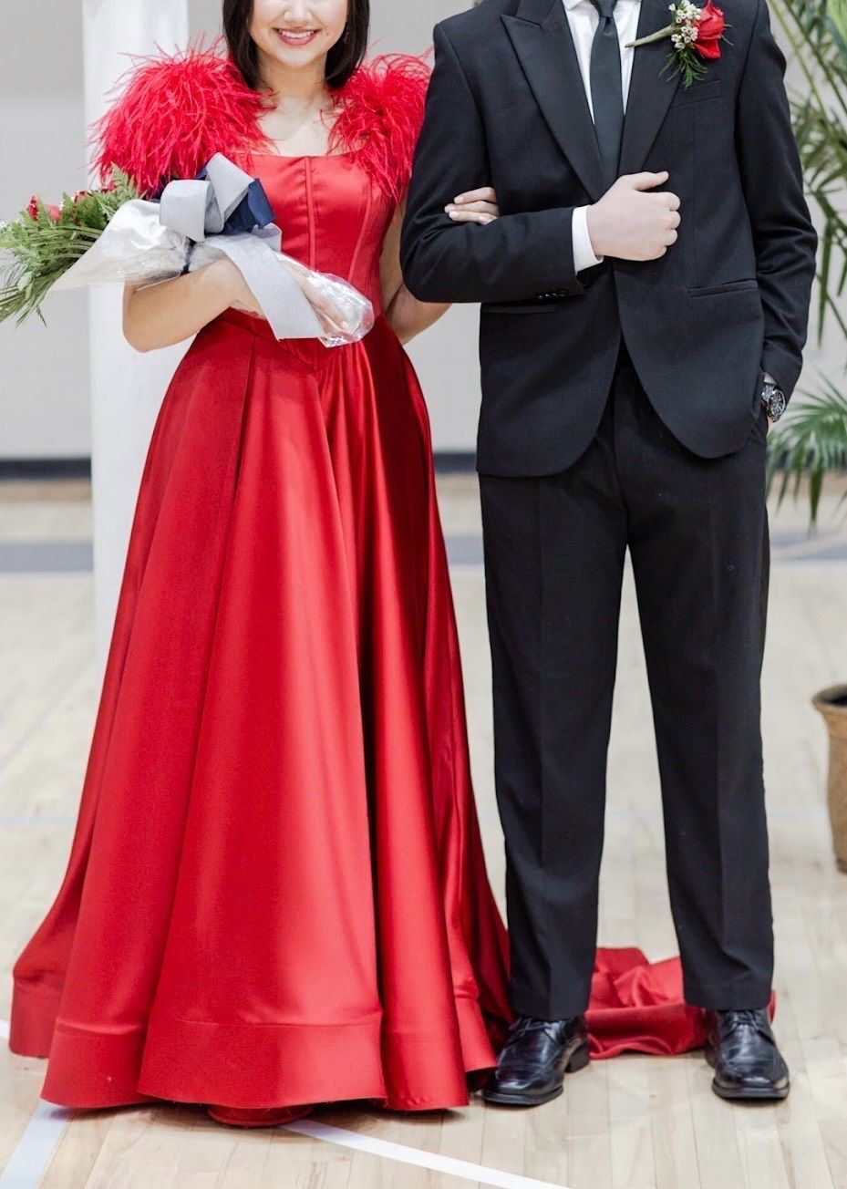 Style 22548 Portia and Scarlett Size 4 Prom Cap Sleeve Red Ball Gown on Queenly