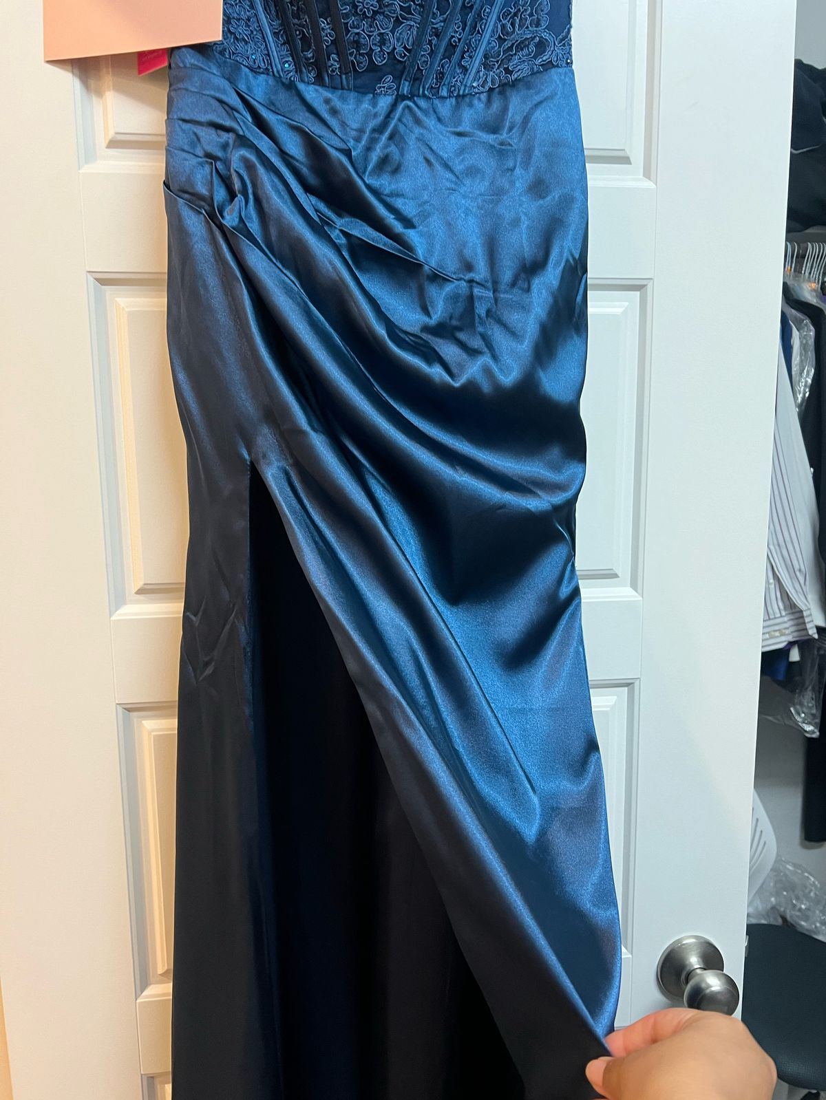 Kiss Prom Size 4 Prom Strapless Lace Blue Mermaid Dress on Queenly