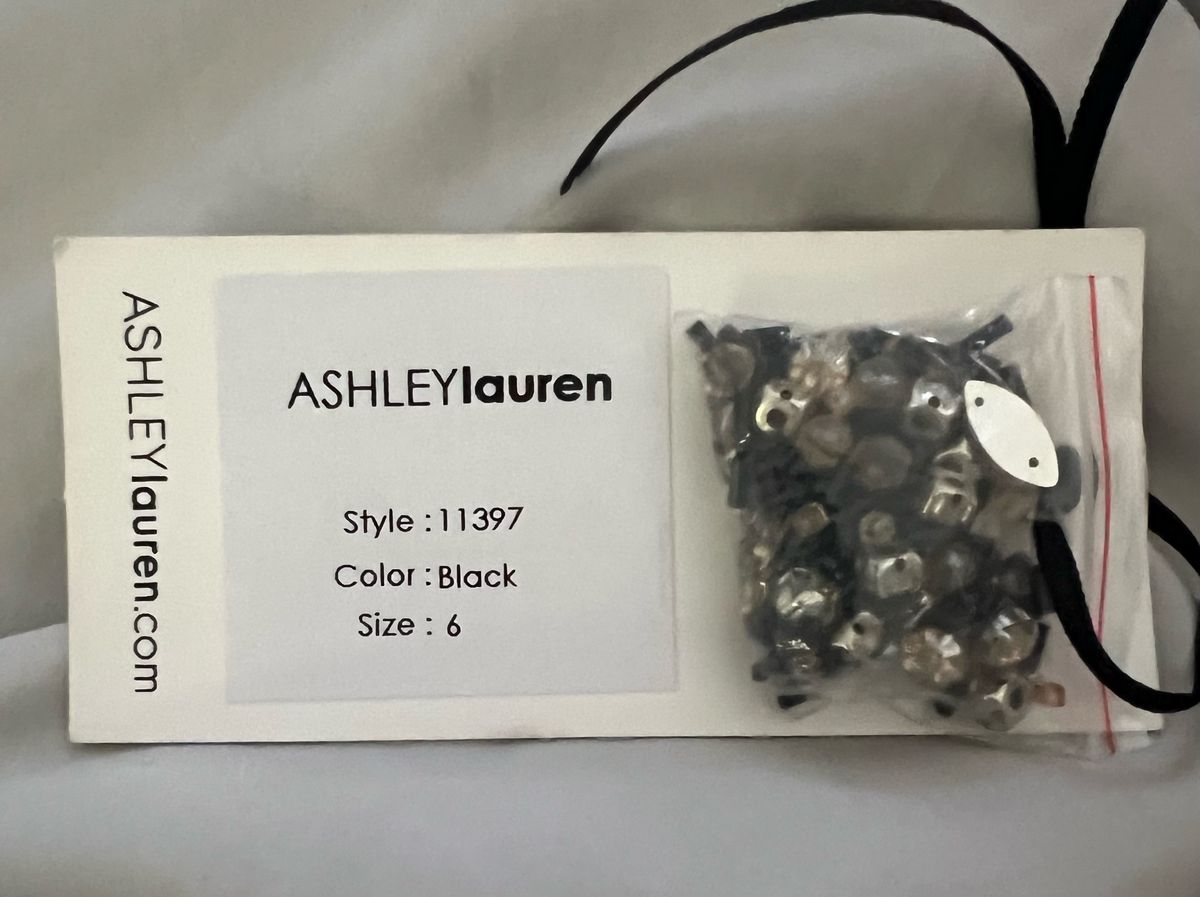 Style 11397 Ashley Lauren Size 6 Prom Plunge Black Side Slit Dress on Queenly