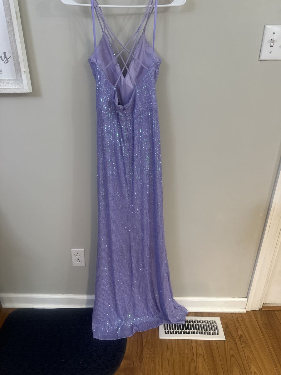 Blondie Nites Size 4 Prom Plunge Purple Side Slit Dress on Queenly