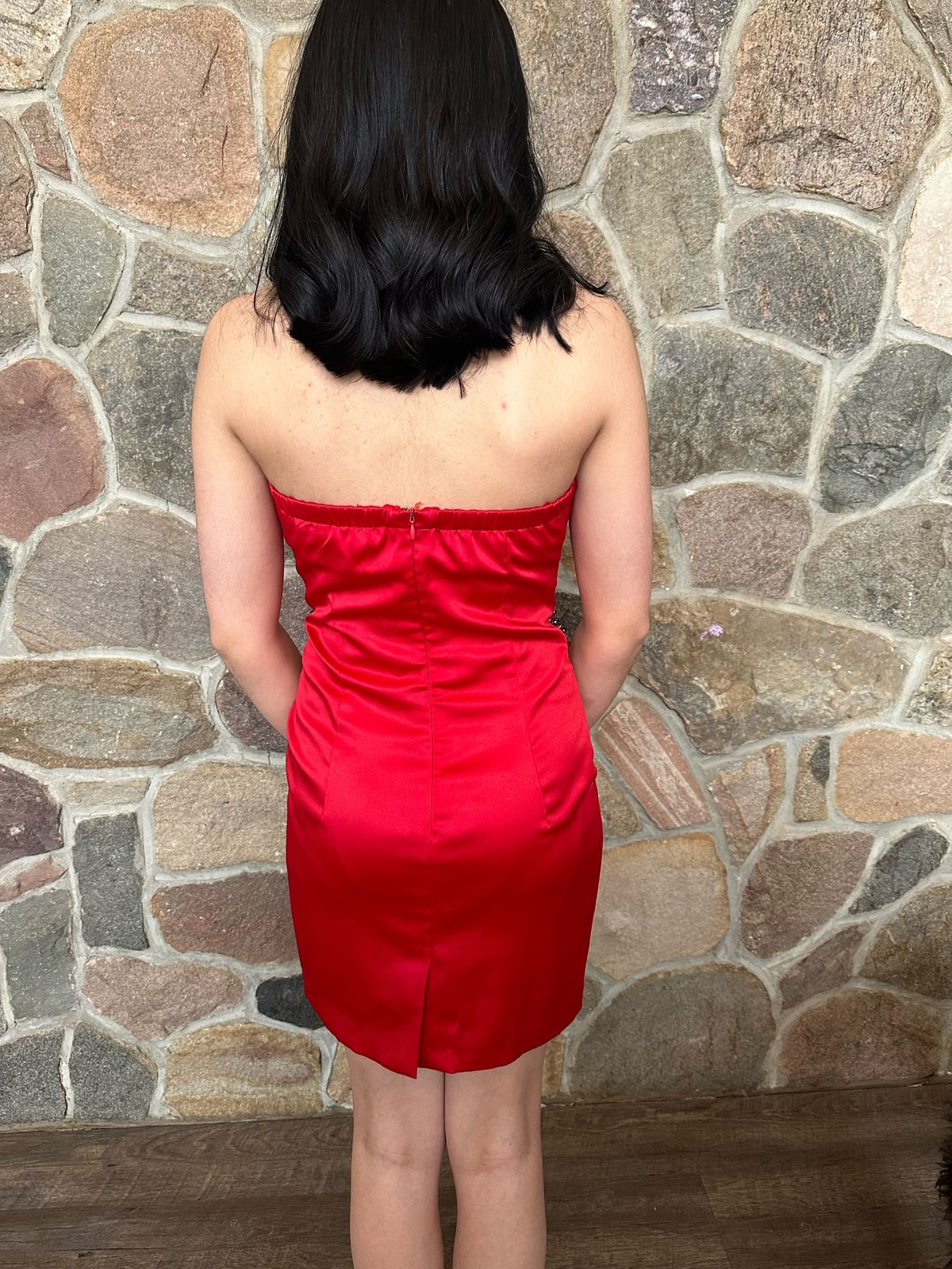 Size 2 Homecoming Strapless Red Cocktail Dress on Queenly