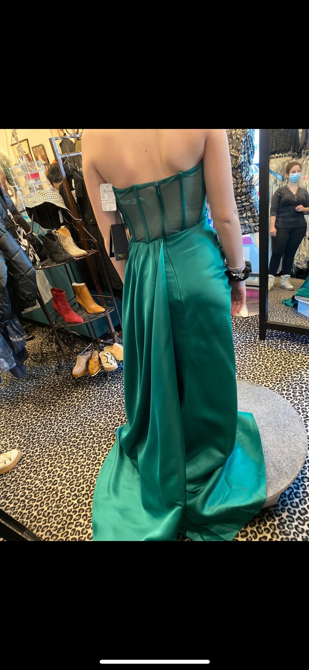 Size 6 Bridesmaid Strapless Emerald Green Dress With Train on Queenly