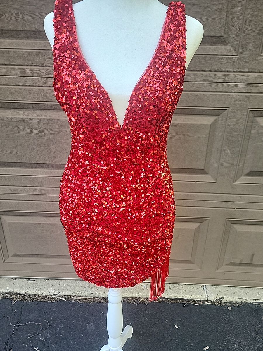 Amelia Couture Size 0 Homecoming Plunge Red Cocktail Dress on Queenly