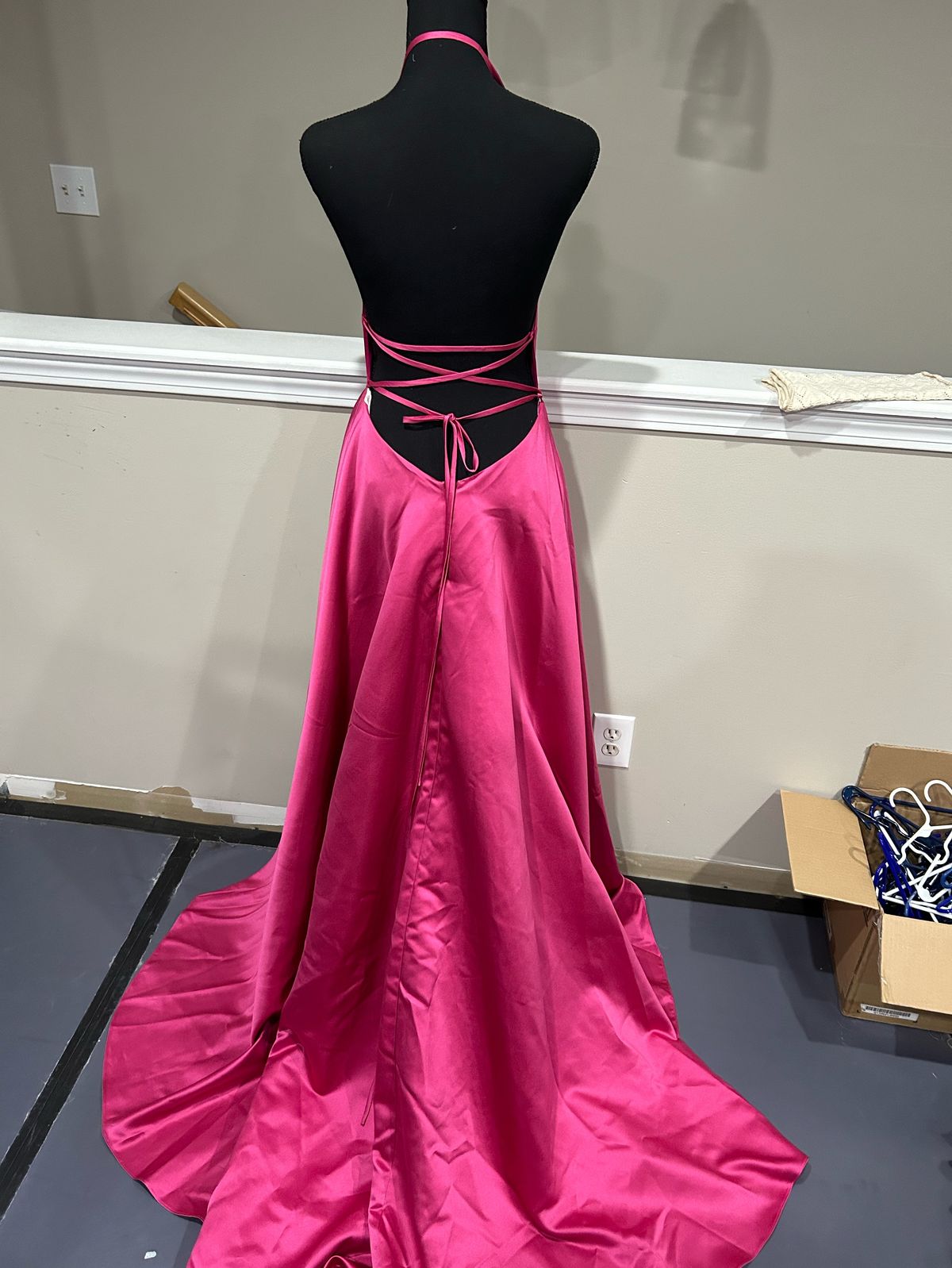 Size 2 Prom Halter Hot Pink Dress With Train on Queenly