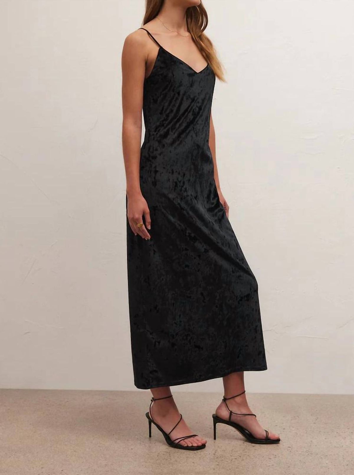 Style 1-4185206268-70 Z Supply Size XS Velvet Black Cocktail Dress on Queenly