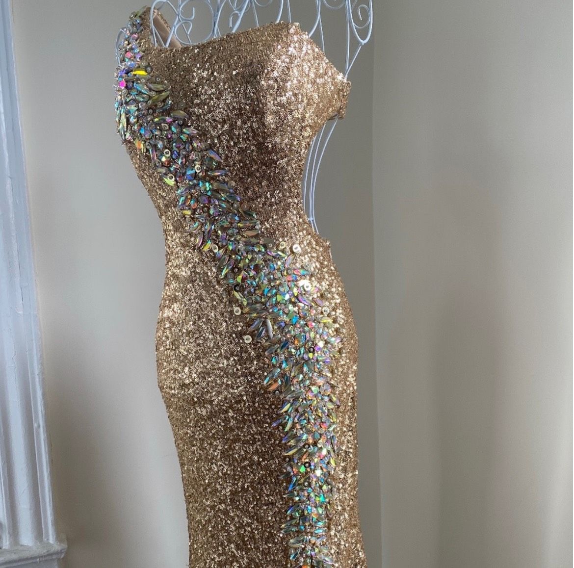 Size 4 Prom Gold A-line Dress on Queenly