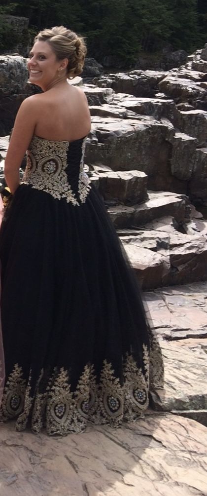 Alyce Paris Size 6 Prom Black Ball Gown on Queenly