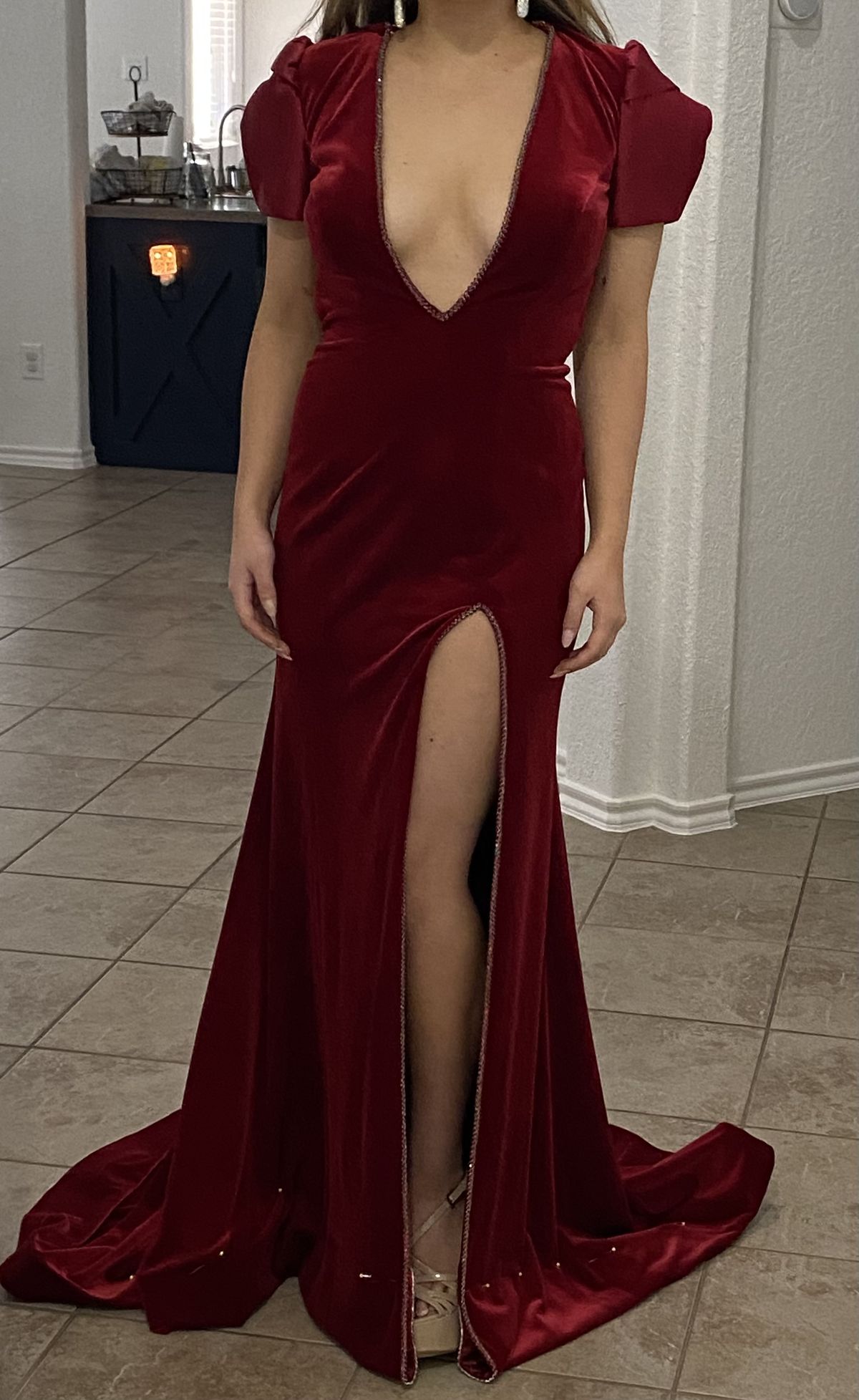 Jovani Size 4 Pageant Plunge Velvet Burgundy Red Dress With Train on Queenly