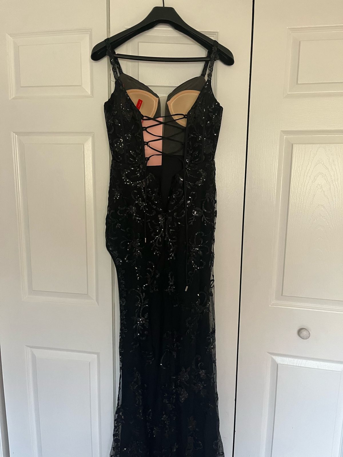 Size 4 Prom Plunge Black Side Slit Dress on Queenly